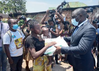 Distribution gratuite Des Moustiquaires Imprégnées