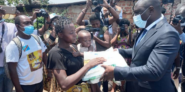 Distribution gratuite Des Moustiquaires Imprégnées