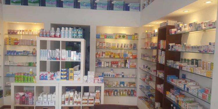 Santé : Les pharmacies de Kinshasa ont 90 jours pour se conformer