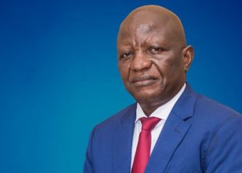 277 députés ont voté la motion de défiance contre le ministre de l'économie nationale, Jean-Marie Kalumba, sur les 368 députés présents à la plénière du mercredi 30 mars 2022, où le ministre interpellé a été destitué de son poste ministériel.