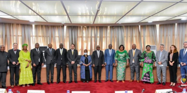 Retrait des casques bleus : gouvernement et Monusco en discussion