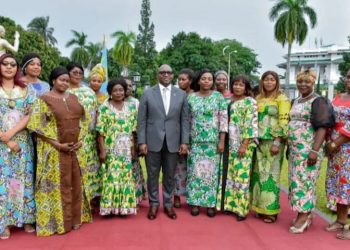 « Je voudrais ici, vous rendre hommage, rendre hommage à toutes les femmes qui ont mené le combat de la femme et de la fille en commençant par la distingué première Dame, Madame Denise Nyakeru Tshisekedi...»