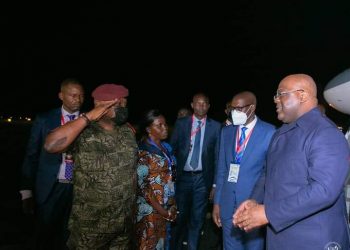 Comme annoncé par les autorités de la province du Haut Katanga et les proches du pouvoir, le Président de la République Félix Tshisekedi a atterri dans la ville cuprifère, Lubumbashi, dans la soirée du 27 avril 2022. Le déplacement du Chef de l'Etat dans la partie sud-est de la RDC est justifé par le fait qu'il  va procéder, ce jeudi 28 avril, à la clôture de la conférence réunissant les provinces du Grand-Katanga et du Grand-Kasaï.