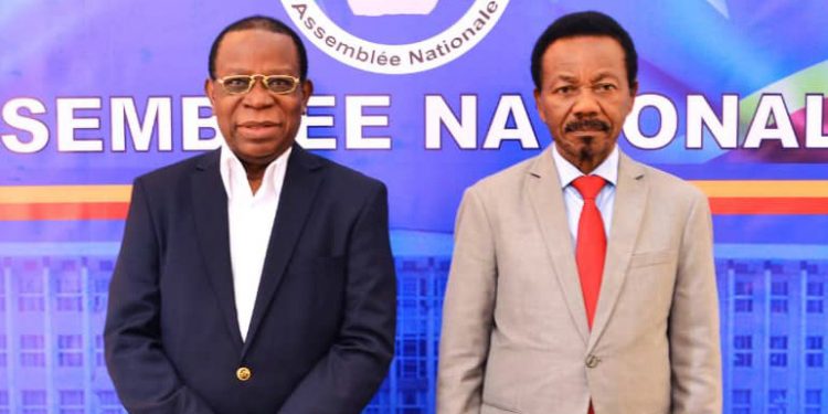 Fini le ping-pong des correspondances interposées, fini les accusations sur la violation des lois, personne ne se prétendra se taper la part du lion, les présidents de deux chambres du parlement congolais fument le calumet de la paix sur le dossier de la désignation d'un candidat juge à la Cour Constitutionnelle.
