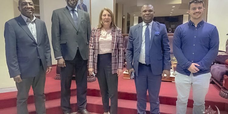 Dans le cadre des préparatifs des 9ièmes jeux de la Francophonie qui se tiendront à Kinshasa en 2023, la Directrice du comité international des Jeux de la Francophonie, Zeina Mina, est arrivée à Kinshasa la nuit du jeudi 28 avril pour une mission d'une semaine, soit du jeudi 28 avril au samedi 7 mai 2022.