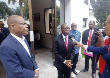L'opposition politique de la République démocratique du Congo (RDC) se regaillardit. Elle a un nouveau adhérent et pas le moindre, qui vient de rejoindre ses rangs. Il s'agit là de Matata Ponyo, qui venait récemment de lancer officiellement son parti politique le LGD, en affirmant en sus son ambition de briguer un mandat à la tête du pays.