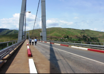 A l'occasion des activités de la célébration du 39e anniversaire du Pont Marchal le 23 mai dernier, la Direction générale de l'organisation pour l'équipe Banana-Kinshasa (OEBK) avait alerté sur le risque d'effondrement de ce pont construit et mis en service après 4 ans, en 1983 dans la province du Kongo central.