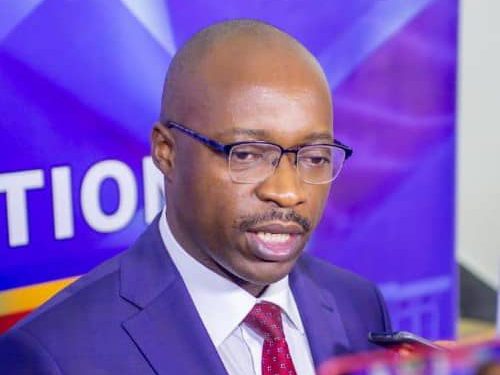 C'est le député national élu de Walungu, Principe Cokola Katintima qui a déposé une question écrite, ce mercredi 11 mai 2022, adressée à Tony Mwaba Kazadi, Ministre de l'Enseignement primaire, secondaire et technique (EPST).