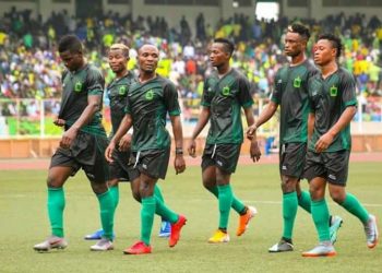 Alors que la République démocratique du Congo possède l'un des meilleurs championnat en Afrique, voilà que tout d'un coup, les équipes entrent en chômage. Il est inconcevable que ce genre de choses doivent toujours arriver dans notre pays.