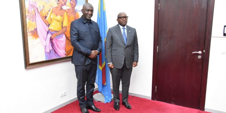 La compagnie d'aviation de l'Etat congolais " Congo Airways " connaît actuellement un fonctionnement qui n'est pas optimal. D'aucuns, lui donne pour une entreprise au bord de la faillite.