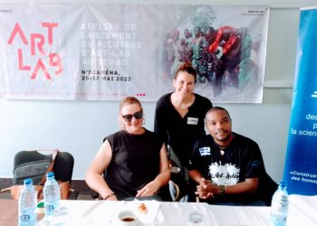 Du 25 au 27 mai 2022 derniers, il s'est organisé un atelier pilote d'Art-lab à Ndjamena au Tchad par l'UNESCO. Pour ce faire, l'atelier visait globalement la prévention des conflits et la protection de la diversité culturelle via le renforcement des politiques nationales de réinsertion sociale des personnes en situation de vulnérabilité, notamment, les jeunes repentis de la secte Boko Haram, les enfants de la rue, les femmes victimes de violences, les réfugiés et les personnes déplacées ainsi que les malentendants par le biais de la pratique artistique.