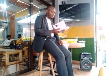 Littérature : « L'implacable Kinshasa » de Marc Kanyinda inaugure la première édition