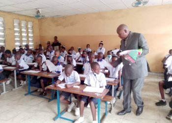 La liste des épreuves nationales dans le système d'enseignement de la République démocratique du Congo (RDC) vient de connaître une nouvelle venue. Il s'agit du Test National de Sélection et d'Orientation Scolaire et Professionnel (TENASSOP).
