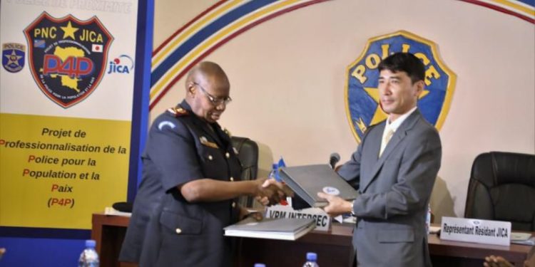 Il s’est tenu le lundi 11 juillet 2022, la première réunion du Comité Conjoint de Coordination qui a réuni la Police nationale congolaise (PNC) et l'Agence Japonaie de coopération internationale (JICA) dans la salle de réunion du Commissariat Général de la PNC à Kinshasa.