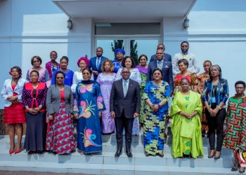 La situation sécuritaire dans la sous-région des grands lacs, particulièrement en République démocratique du Congo (RDC) a été au centre des discussions à la primature entre le Premier ministre Sama Lukonde et Catherine Samba.