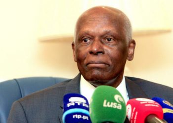 Le président de la République démocratique du Congo (RDC) Félix Tshisekedi a, dans un communiqué, dit avoir appris avec une grande émotion le décès ce 08 juillet de l'ex-président angolais José Edouardo dos Santos.