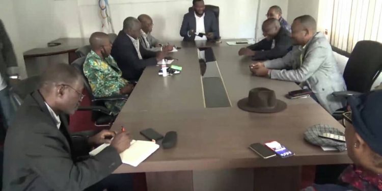 Les états généraux des sports auront lieu du 20 au 31 Août 2022 dans la cité de Kisantu dans le Kongo Central. À cet effet, le ministre des Sports et loisirs, sur instruction du Chef de l'Etat Felix Antoine Tshisekedi Tshilombo, avait signé un arrêté ministériel portant organisation de ces états généraux.