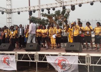 C'est par et avec l'initiative de Dhedhe Mupasa Lukobo, député nationale, élu d'Idiofa au Kwilu en République démocratique du Congo, que la journée culturelle a vécu haute en couleurs et en émotions avec un programme assez chargé et diversifié par des temps forts samedi 20 août dernier à l'esplanade de la Foire internationale de Kinshasa.