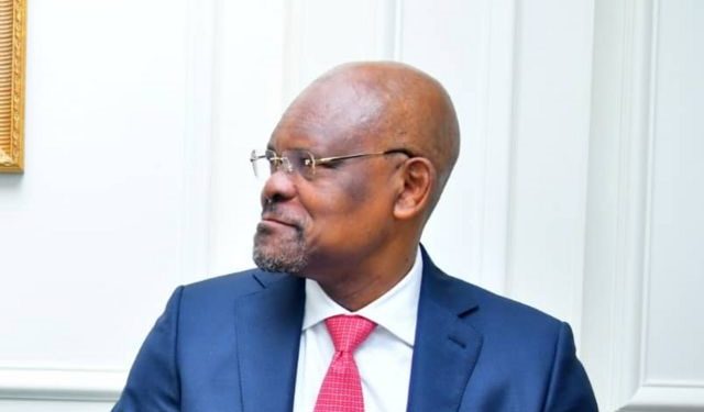 Il pesait sur lui des soupçons d’atteinte à la sûreté de l'État, selon un communiqué de la présidence de la République. François Beya, l'ancien conseiller spécial du président de la République Félix Tshisekedi en matière de sécurité, vient de bénéficier d'une liberté provisoire et va devoir quitter la Prison Centrale de Makala