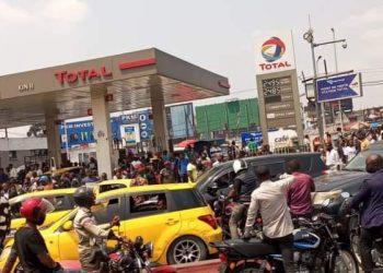 Pénurie du carburant : Casse-tête pour la mobilité des Kinois
