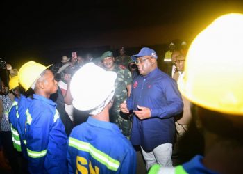Félix Tshisekedi visite l&rsquo;école d&rsquo;excellence à Kananga