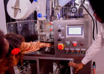 À Kingabwa, dans la commune de Limeté, une usine est sortie des terres. Elle assurera la production régulière du Café la Kinoise, produit à Kinshasa, il y a un peu plus de quatre ans.