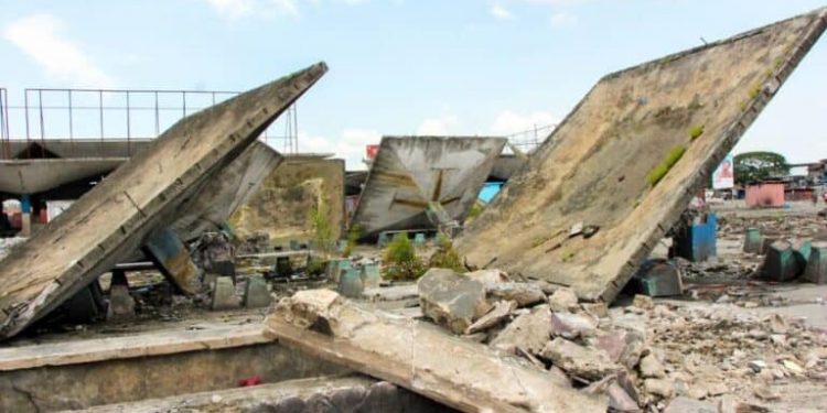 Marché central de Kinshasa : 1er étalage dans un an et deux mois
