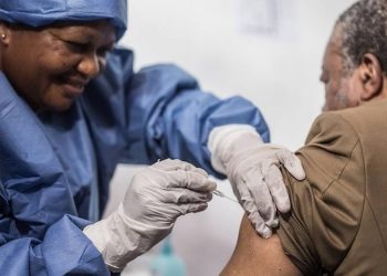 Santé – Covid : le gouvernement met fin au test des voyageurs complètement vaccinés