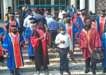 Grève à l&rsquo;ESU : le Premier Ministre et les professeurs en pourparlers