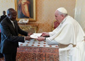 Vatican : Deogratias Ndagano présente ses lettres de créance au Pape François