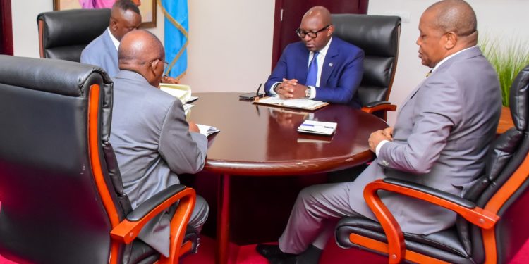 Enrôlement des électeurs dans l&rsquo;Est du pays : le gouvernement rassure la CENI de la sécurisation du processus