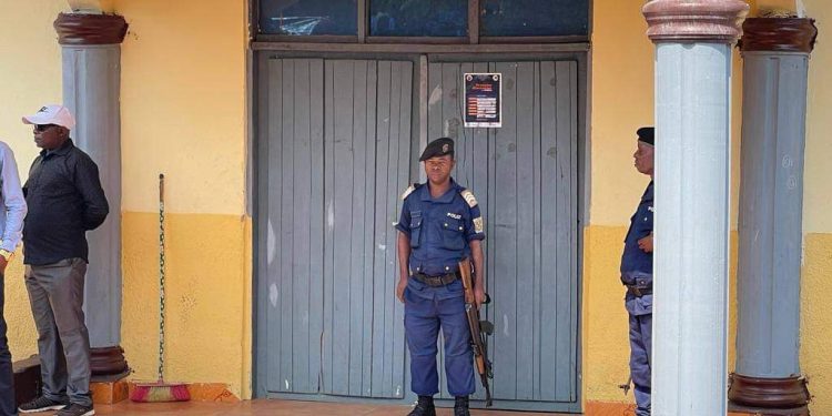 Interdiction d&rsquo;un meeting de LGD à Kenge : Matata Ponyo crie à une dictature inimaginable