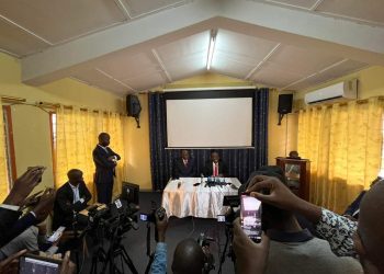 Justice : Matata Ponyo porte plainte contre le Procureur Général près la Cour constitutionnelle