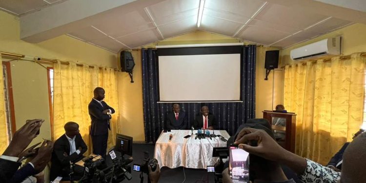 Justice : Matata Ponyo porte plainte contre le Procureur Général près la Cour constitutionnelle