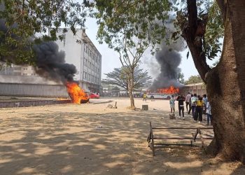 Hausse des frais académiques : Désapprobation violente des étudiants de l&rsquo;UPN