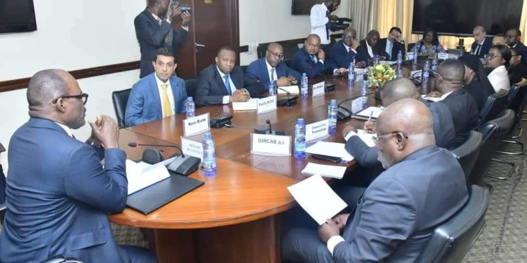 Dépréciation du Franc Congolais : le gouvernement prend l’option de la dédollarisation