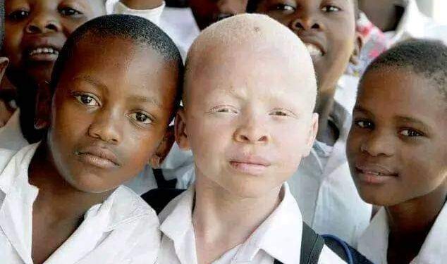 Rentrée Scolaire – EPST : La paie des frais scolaires désormais en Franc Congolais