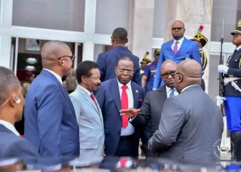 Table Ronde sur l&rsquo;état de siège : Un premier malentendu se dessine