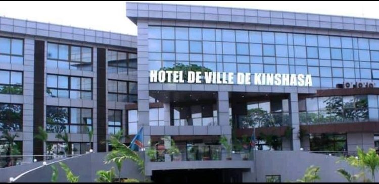 Kinshasa : la Cour des comptes appelle à des sanctions contre le gouvernement Ngobila