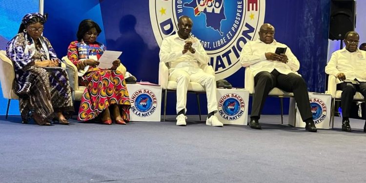 Présidentielle 2023 : Sans surprise, l’Union sacrée investit Félix Tshisekedi candidat