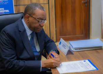 Georges Buse Falay, ancien Directeur de Cabinet de Laurent Désiré Kabila, candidat à la présidentielle.