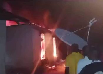 Incendie d&rsquo;une Antenne de la CENI à Bolobo : Des lourdes pertes enregistrées