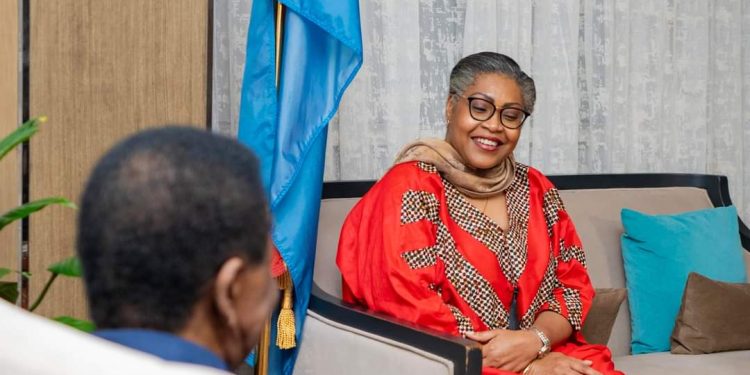 Formation du Gouvernement : Judith Suminwa amorce les consultations avec les forces politiques