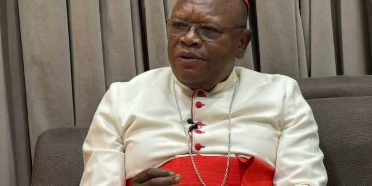 RDC : Martin Fayulu indigné du traitement réservé au Cardinal Ambongo à l&rsquo;aéroport de N&rsquo;djili