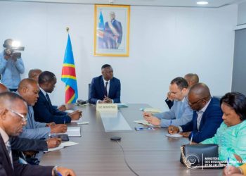 Desserte en eau et électricité : Teddy Lwamba fait un état de lieu avec les DG de la SNEL et la Regideso