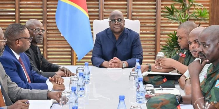 Insécurité dans l&rsquo;Est : Felix Tshisekedi évalue la question sécuritaire avec le Haut Commandement militaire
