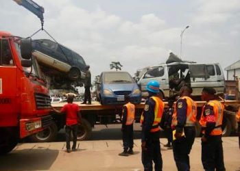 Kinshasa : Tous les véhicules abandonnés sur la voie publique doivent être évacués d&rsquo;ici le 30 juillet (Police)