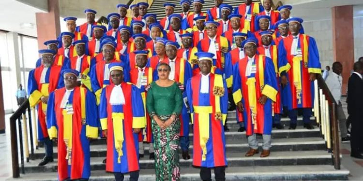 Rentrée judiciaire à la Cour des comptes : le rapport annuel de la juridiction remis au chef de l&rsquo;Etat