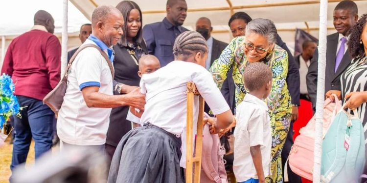 Rentrée scolaire 2024-2025 : « Nous allons veiller à la continuité de la gratuité de l&rsquo;enseignement de base » ( J. Suminwa)