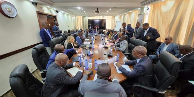 RDC – FMI : le Gouvernement veut obtenir deux nouveaux programmes au profit des populations